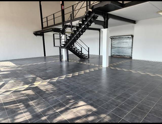 BUSINESS PROPERTY TO RENT IN LOUWLARDIA